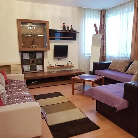 In Nessebar Club شقة